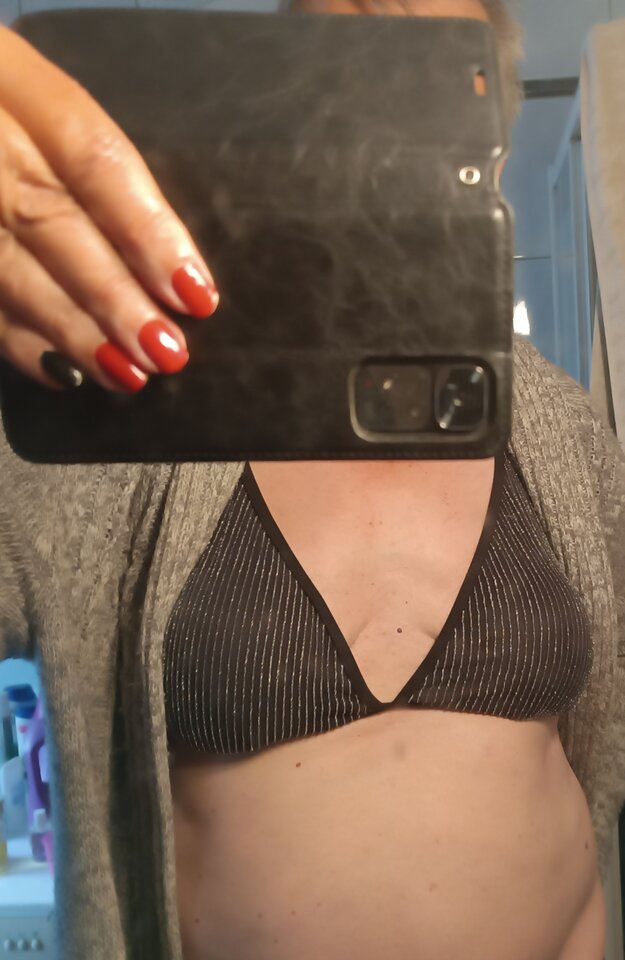 Pasuje nie tylko na plażę... 👄👙 - Gregorja