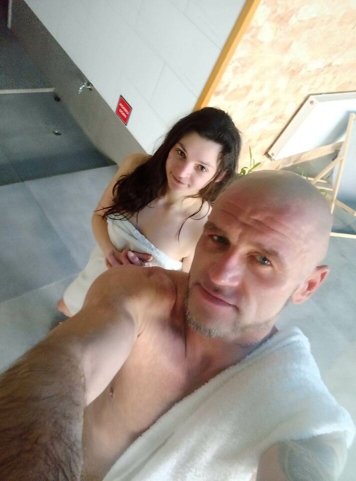 received_722452976051170.jpeg - Ch11