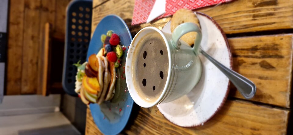 Kawa w miły towarzystwie... Któraś z Pań chętna?  - Maximus34