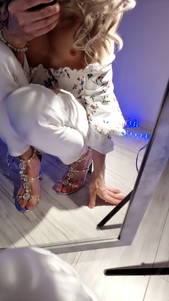 2023-01-14-23-22-33-273.jpg - Kaylafemboy