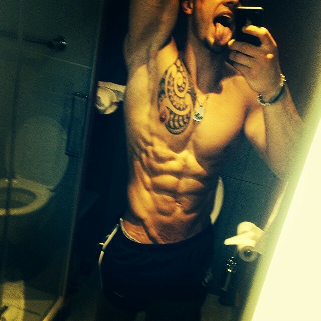 10011377_376938819113363_601251143_n.jpg - baaadbooooy