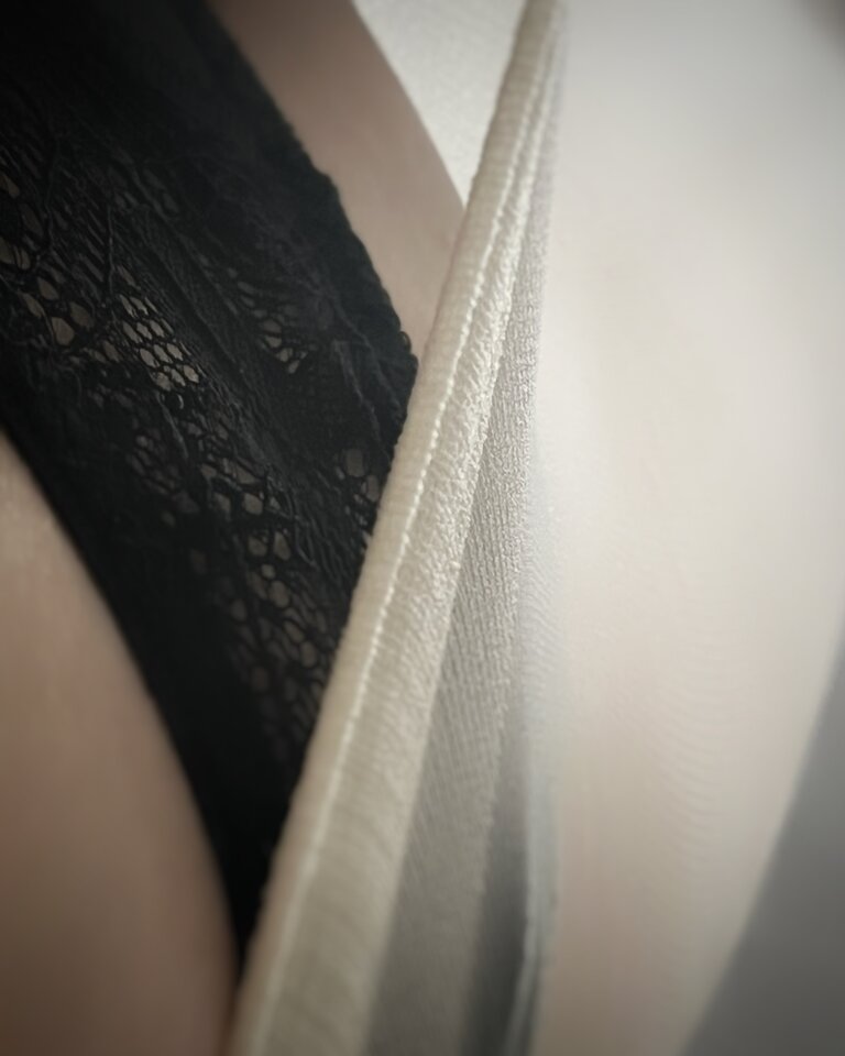 IMG_3215.jpeg - szpilki_rajstopy