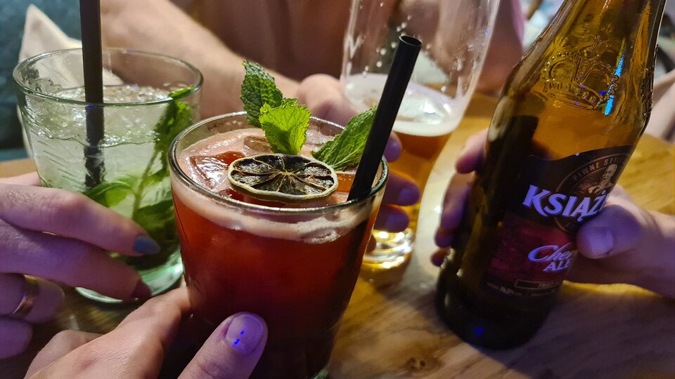 1000012438.jpg - DandEwro