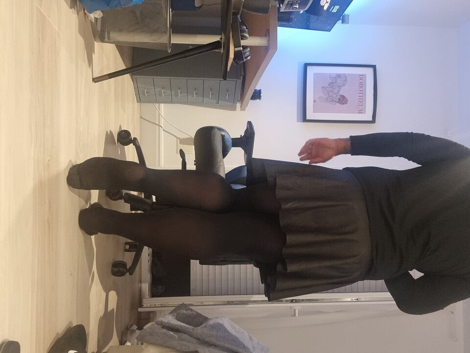 20231015_050523.jpg - SissyBoy84