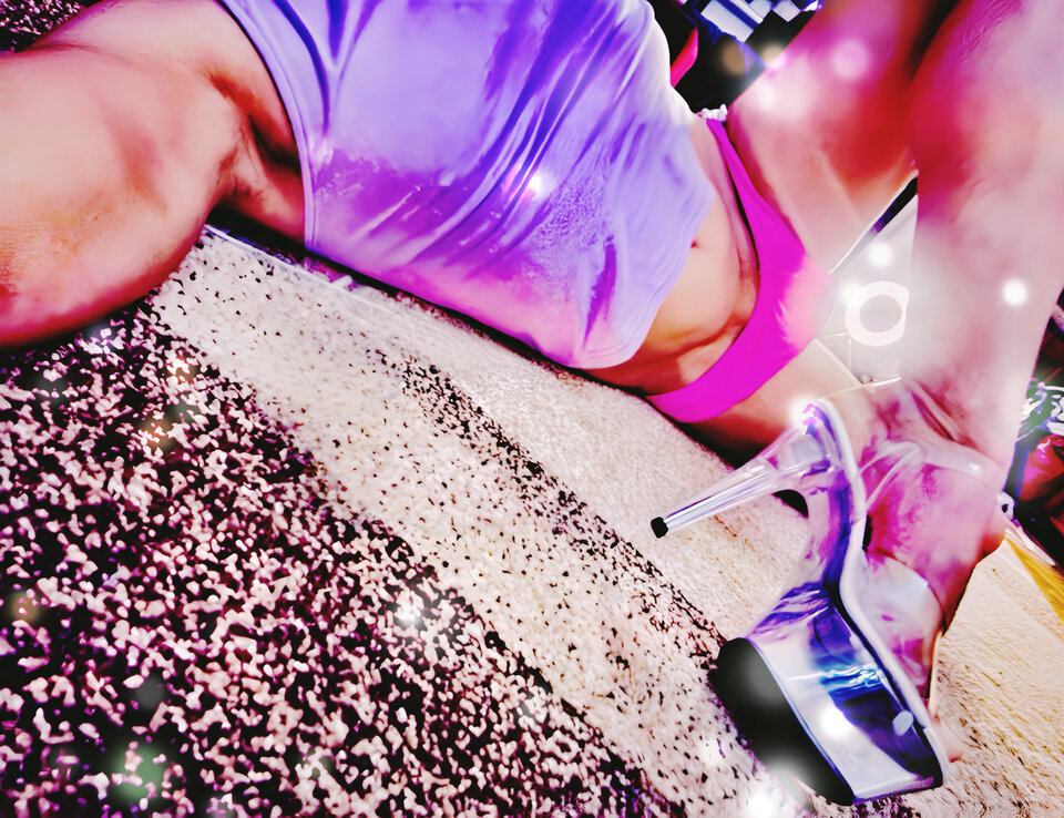 Są tu jacyś fetyszyści? - DominaTG