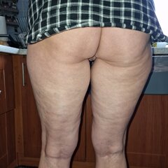 Podejrzana w kuchni. 