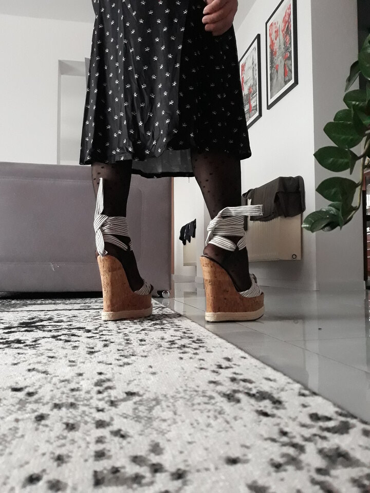 007.jpg - TINA07CROS