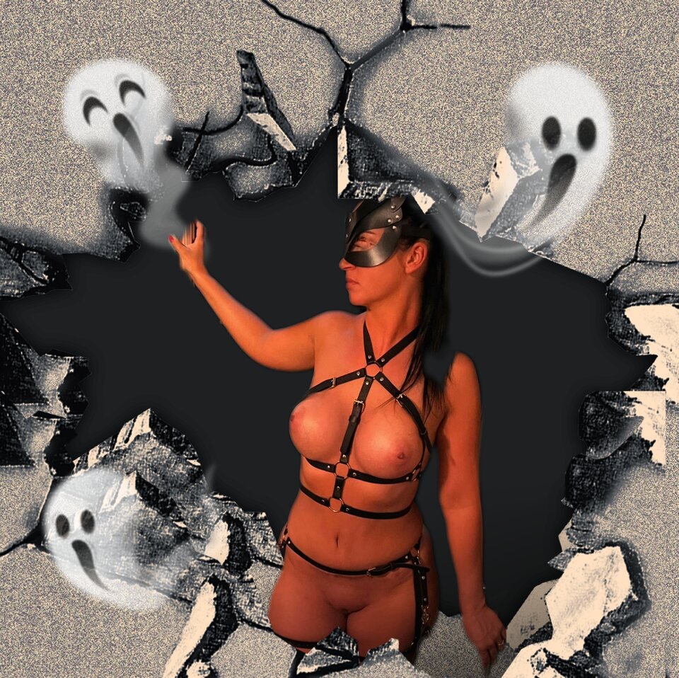 BackgroundEraser_20231031_110258391.jpg - You_Me_91_85