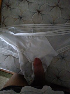 Zabawa majteczkami zony.