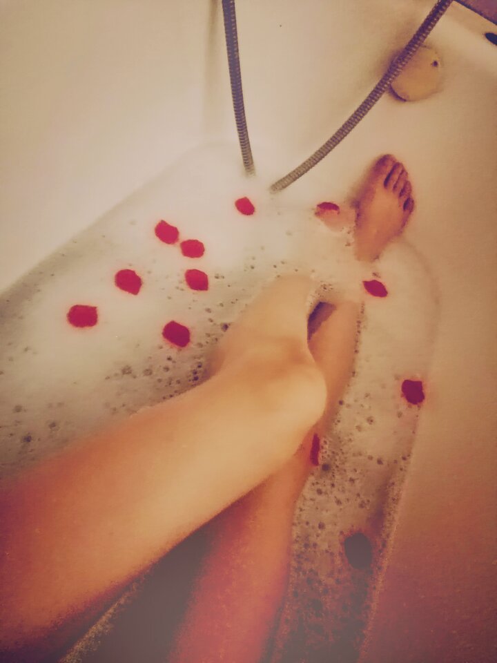 Chwila relaksu... 🌹🍷 - TezBysTakChcial