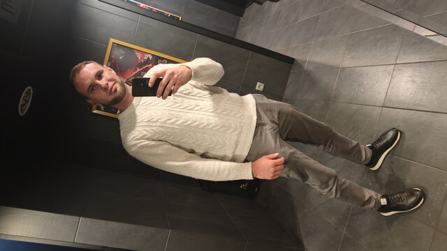 mlody379