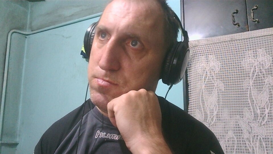 WIN_20231106_21_15_39_Pro.jpg - bojman8