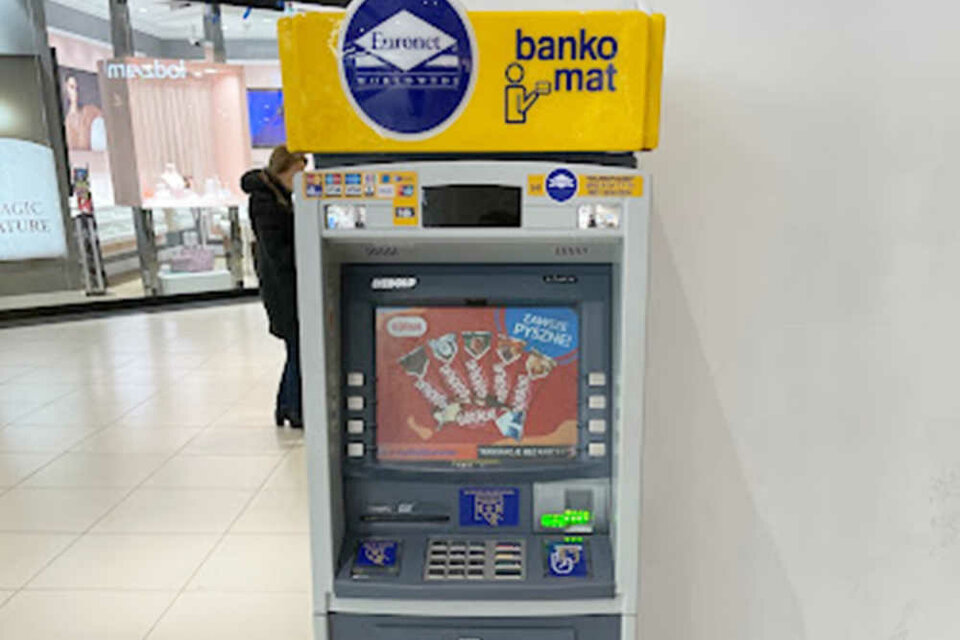 WolaPark_Sklepy_BankomatEuronet_1500x1000.jpg - ScierwoBDSM