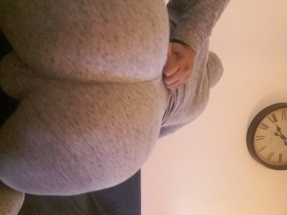 16998590066691572211001.jpg - lickemydick