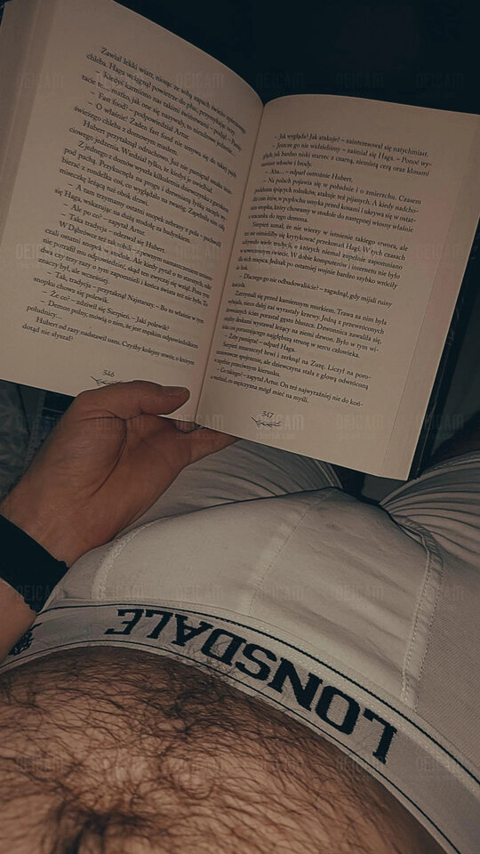 GridArt_20231114_170305356.jpg - oeicam