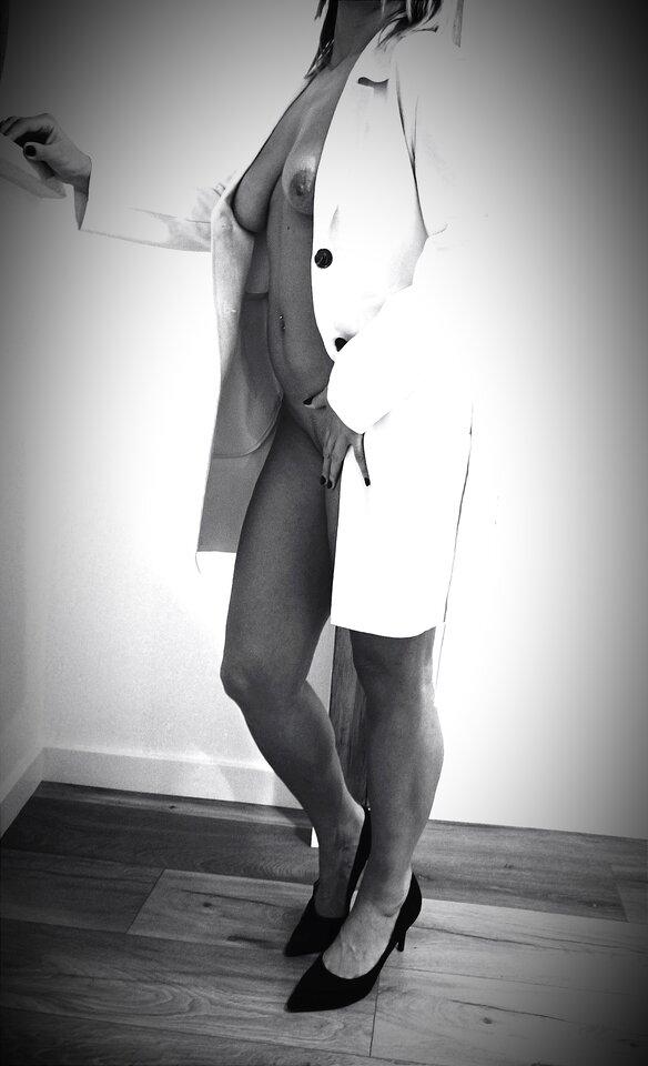 Pani księgowa 🤭 - JokerQueenXXX