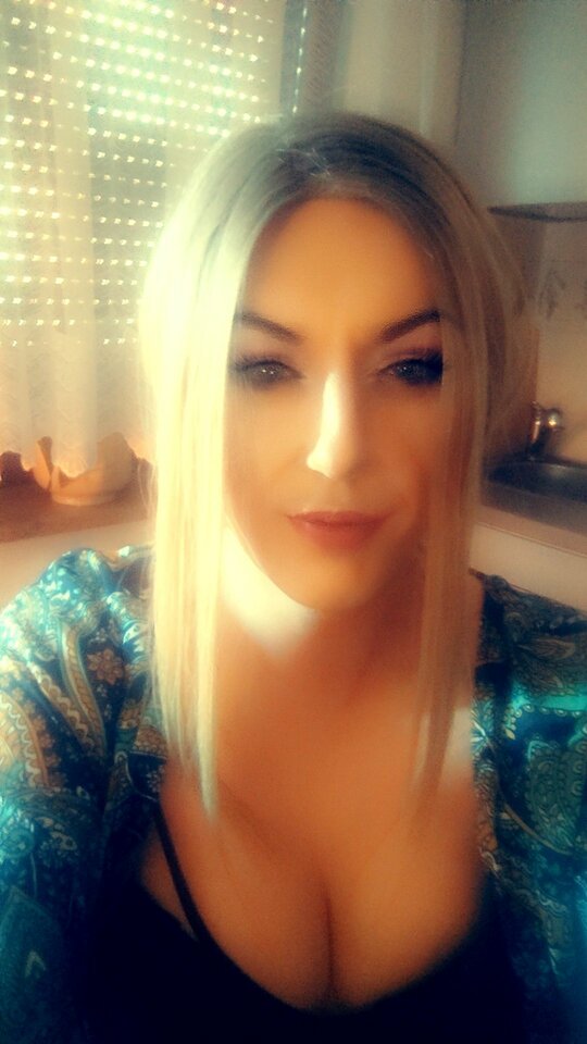 Snapchat-507490042.jpg - KarolinaShemale29