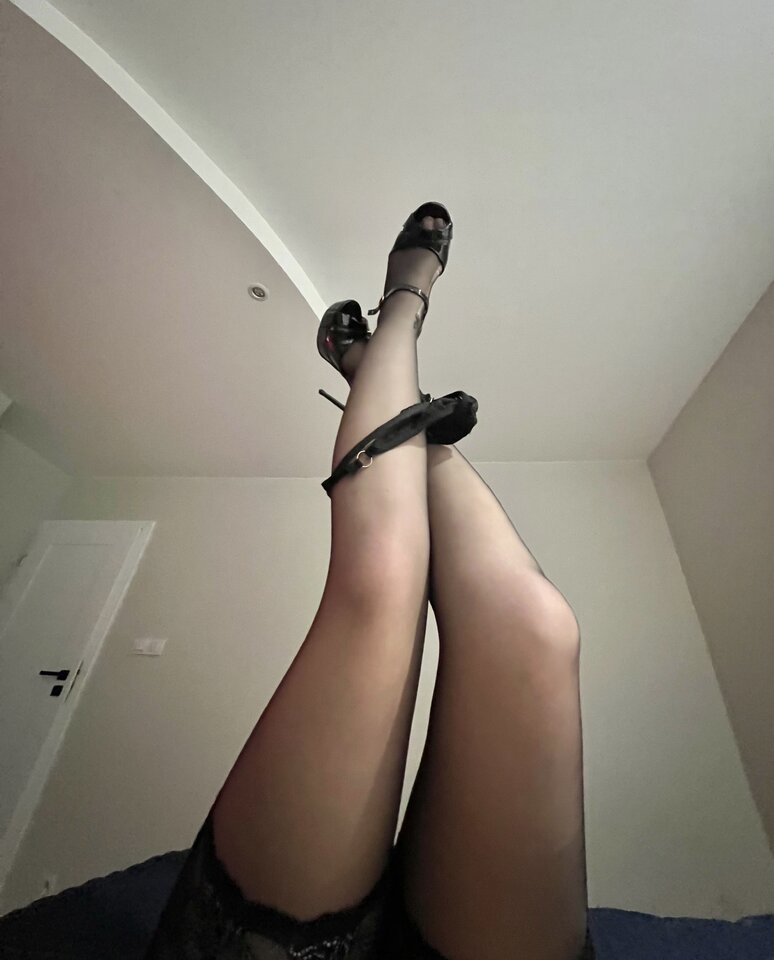 IMG_5821.jpeg - RealHotCouple