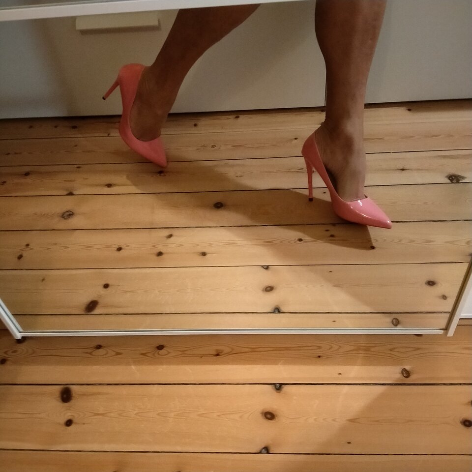 2023-11-19 07.59.06.jpg - MartinkaCross