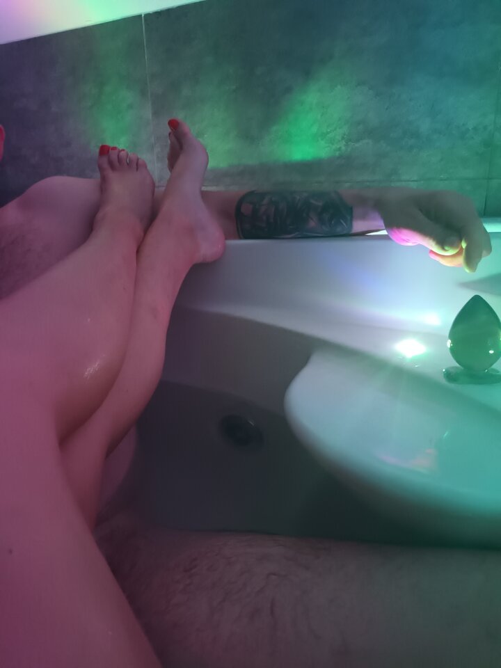 30114.jpg - MilfetkaHighHeels