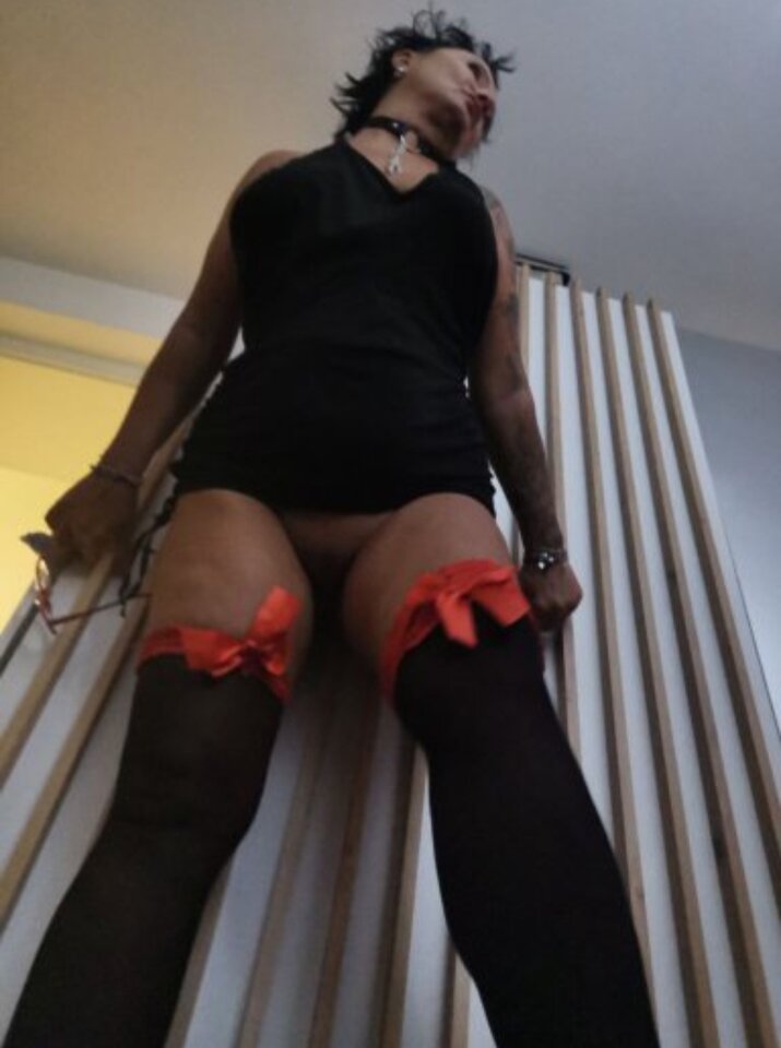 Screenshot_20231119_125858_Messages.jpg - Sexocholicy3m