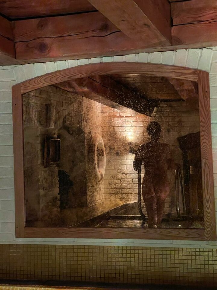 Alicja po drugiej stronie lustra... - Dona_Trim