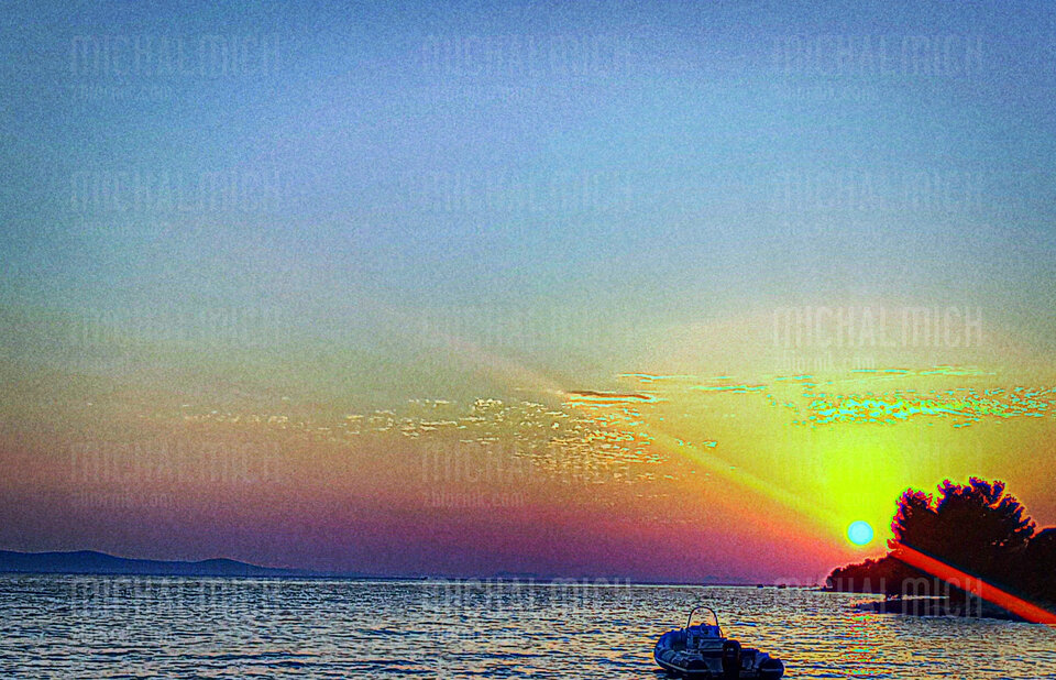 01EEGG6XY5B4CRFXCKNYV17273.jpg - michalmich