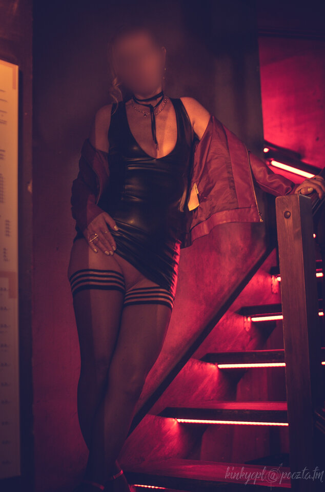 1005ZB02.jpg - kinkylovers