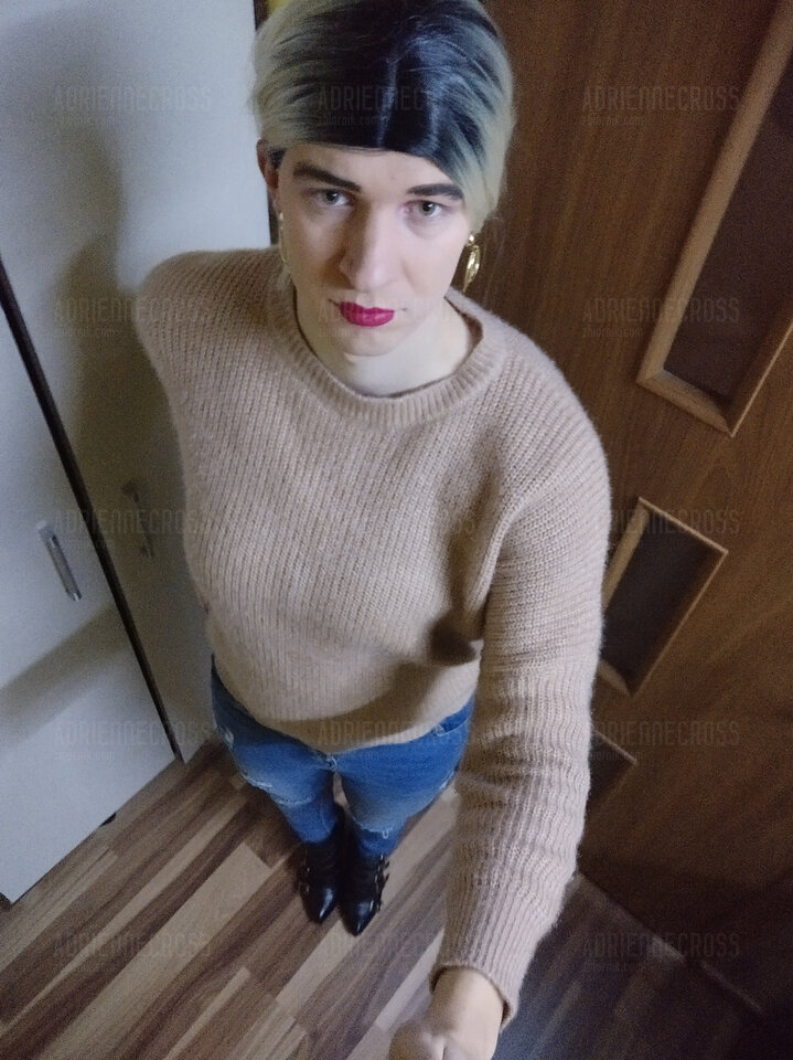 IMG_20231125_192405.jpg - Adriennecross