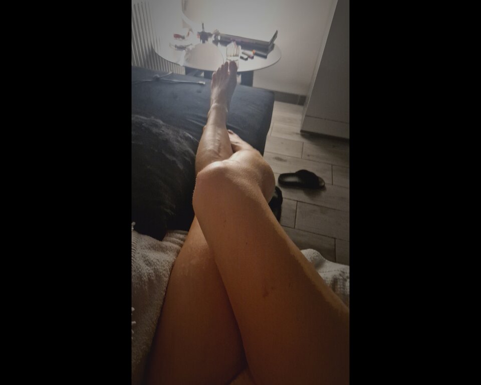 GridArt_20231125_220141420.jpg - eemce