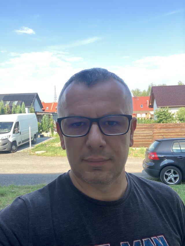 MNicko