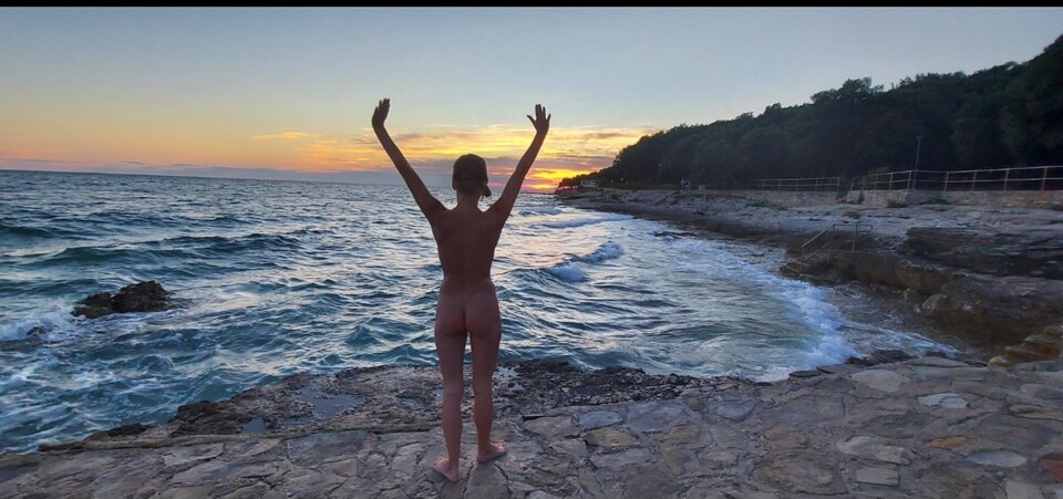 Screenshot_20231128_234723_Gallery.jpg - MigotkaiMigotnik