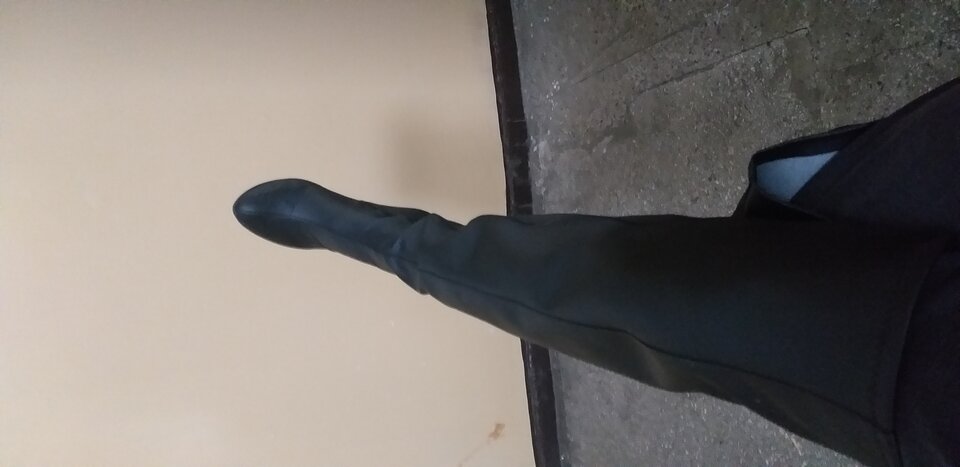 20231129_100743.jpg - Rubber_gloves