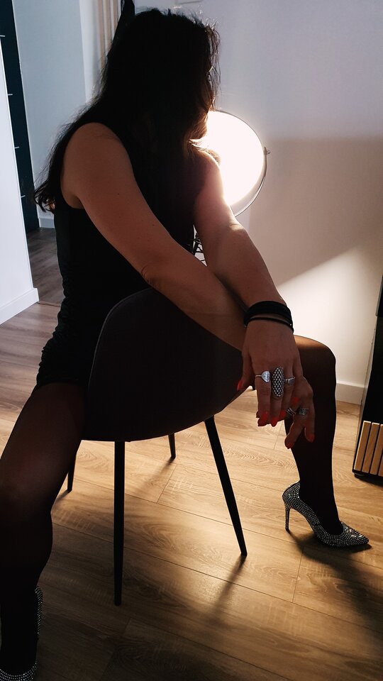 Czekamm.jpg - IstnaPrzyjemnosc