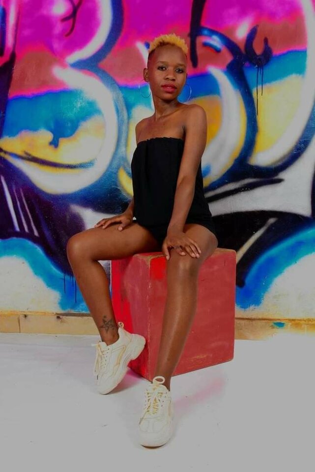 FB_IMG_1701447178085.jpg - QueenBeee