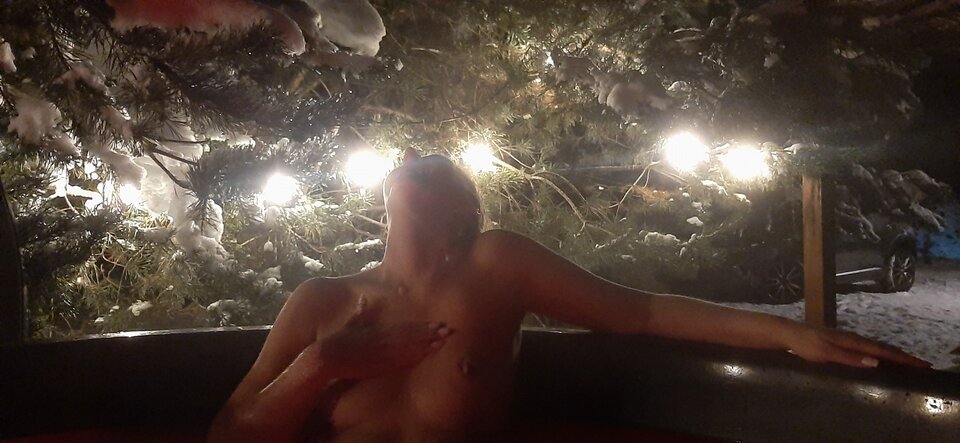 20231201_221710.jpg - SwingersFani