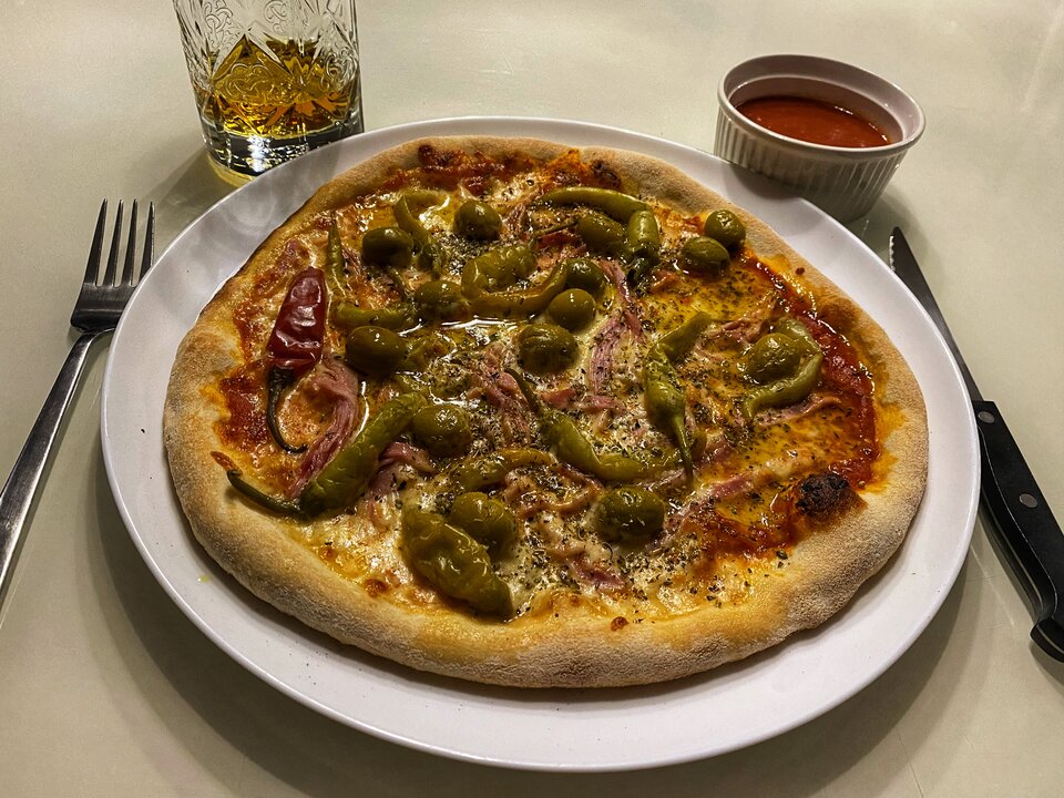 🍕🐝 - serialowapara19782