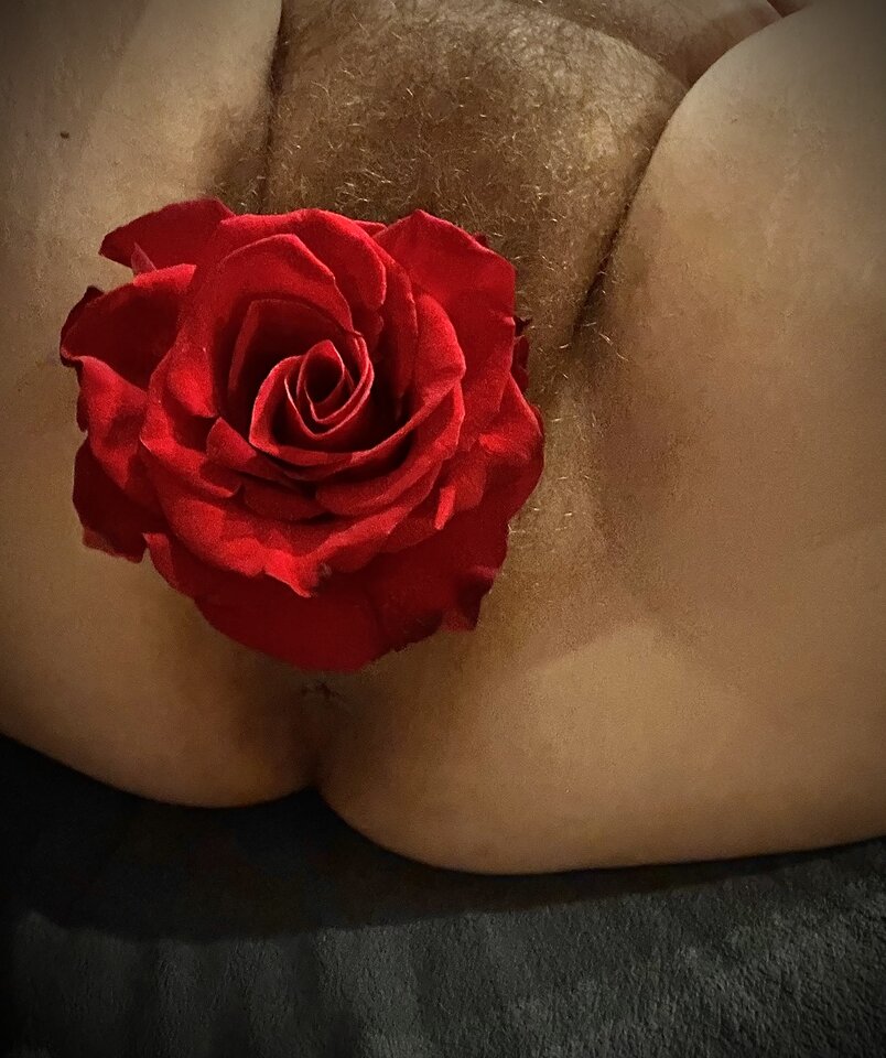 Rozeenaiee.jpeg - artplast