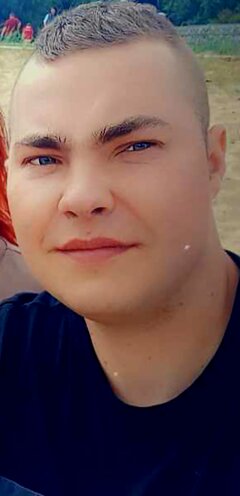 Screenshot_20231128_215424_Gallery.jpg
