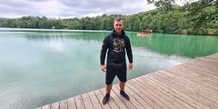 BO KAŻDY SZUKA KOGOŚ BY PÓJŚĆ TĄ SAMĄ DROGĄ I KOCHAĆ