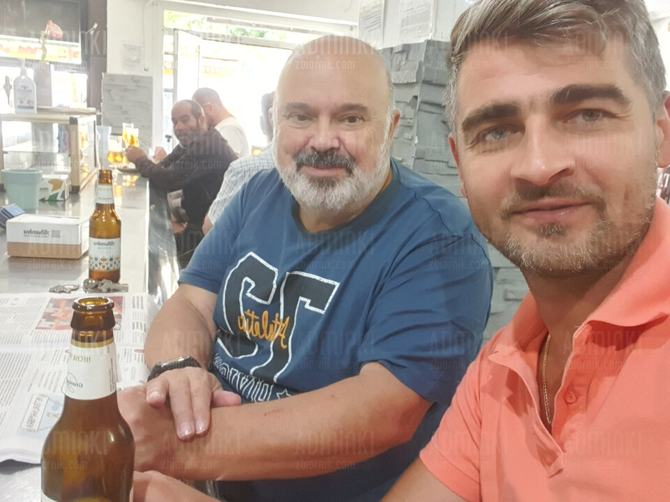 Nawadniamy się przed malowaniem korytarza dzis💪💪🍺🍺z - Adminki