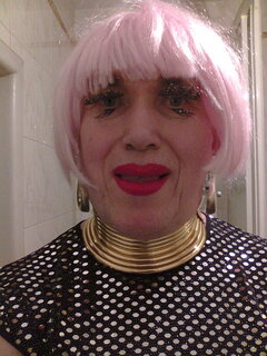 Suka stworzona dla Facetów i ich rozkosznych Kutasów