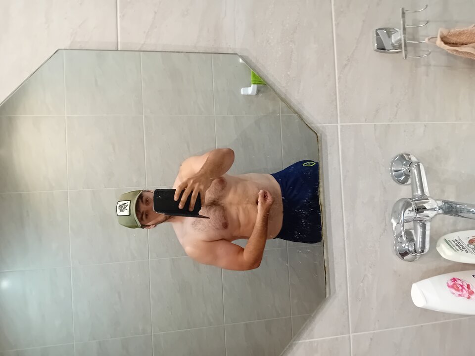 1000018906.jpg - genaro89