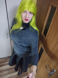 Pani w zielonych włoskach