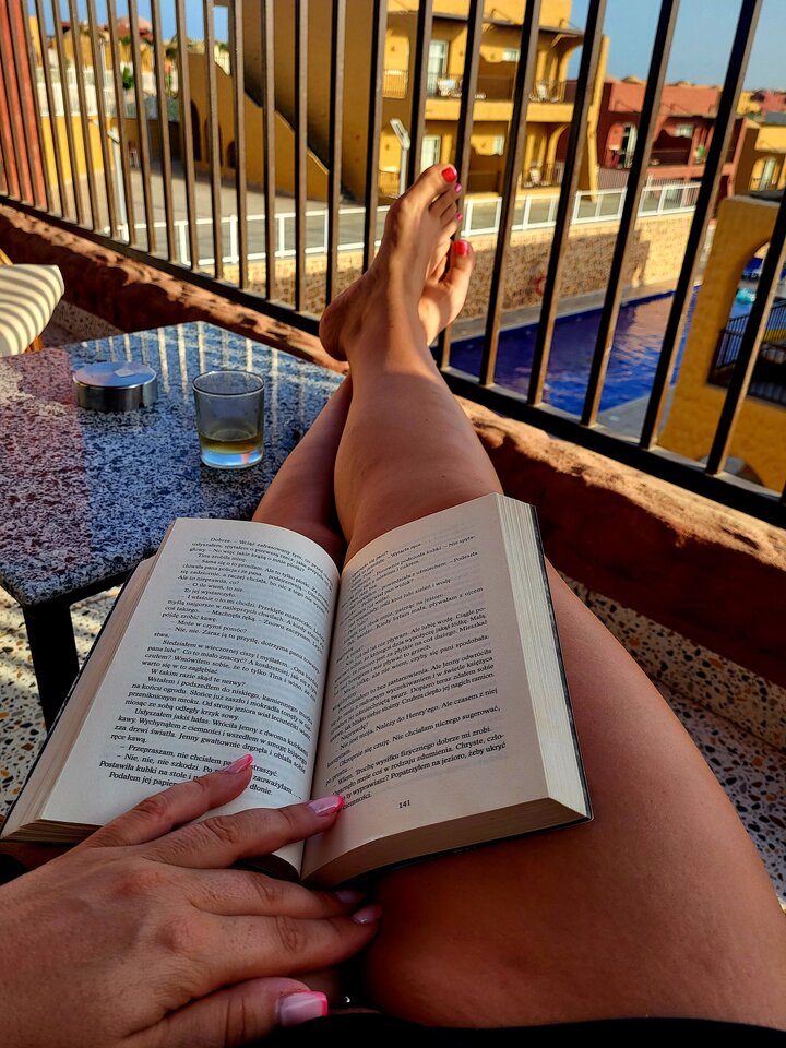 1000037702.jpg - WhatAboutUs