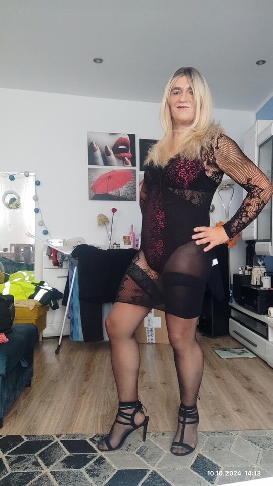 1000111368.jpg - Daria54