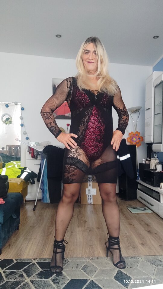 1000111370.jpg - Daria54