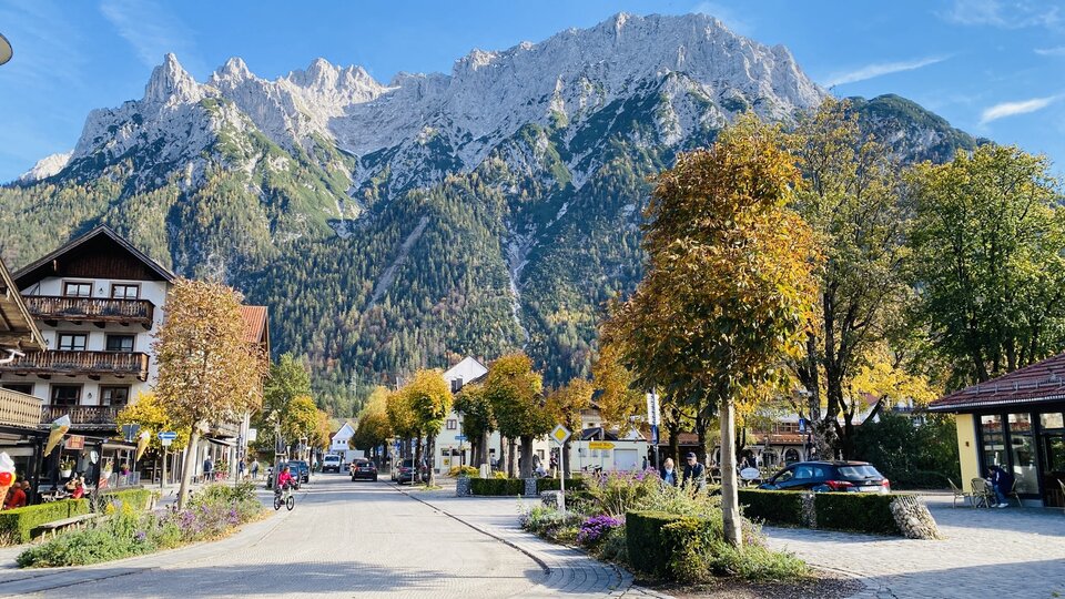 de682931-560f-4707-9bc2-58314b01c3d4.jpeg - May_Day