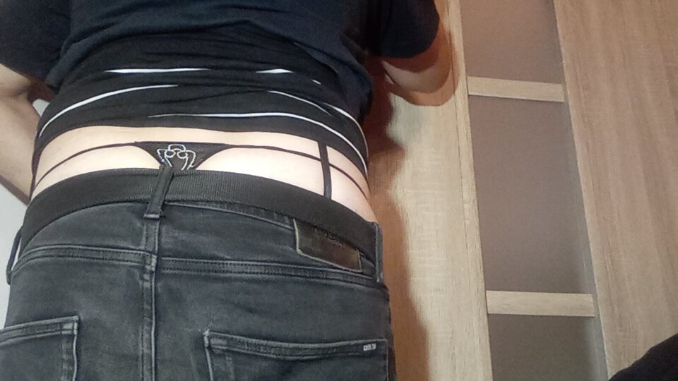 1000000330.jpg - Openasshole79