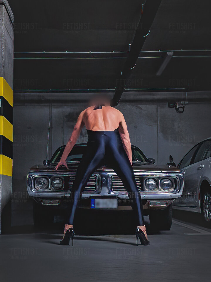 F24101.jpg - fetishist_